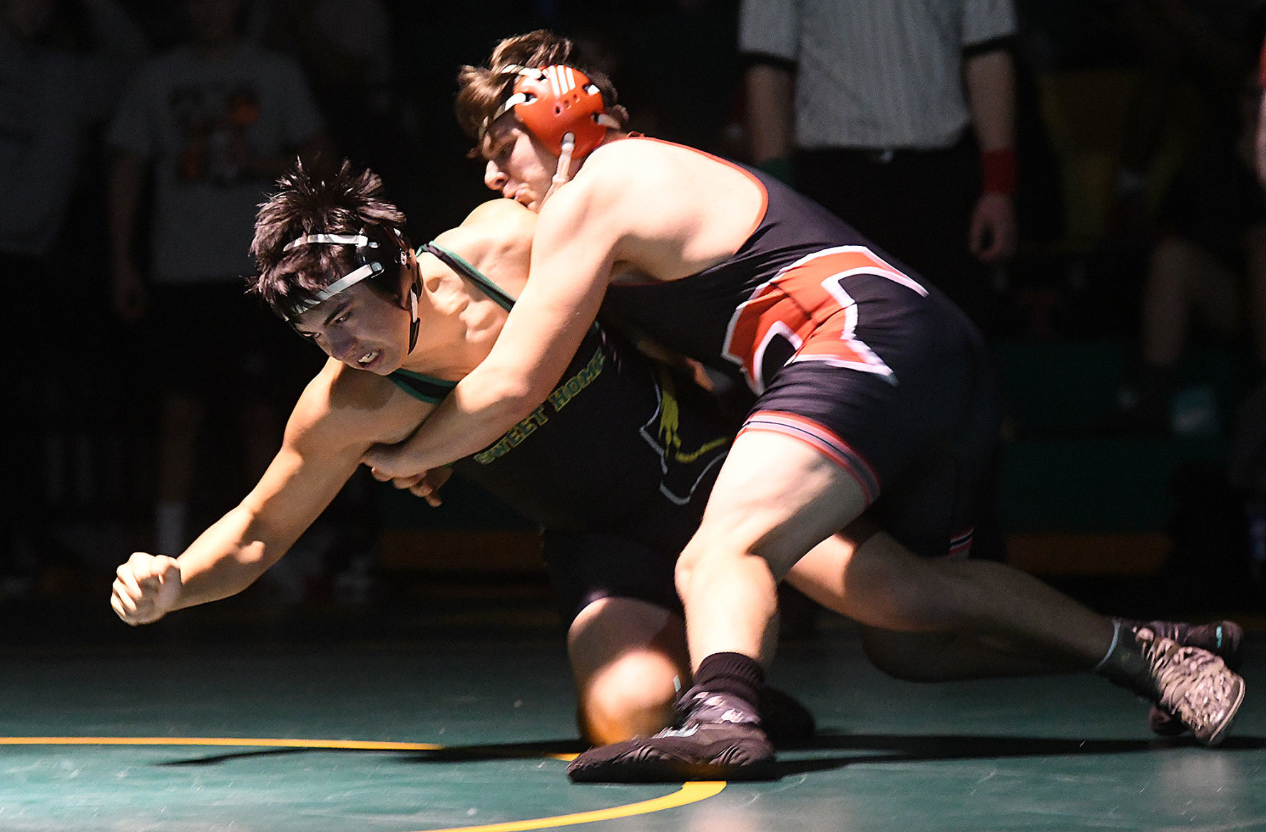 012220-cgt-spt-SH vs Tillamook Wrestling05my
